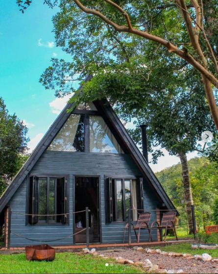 Mon Lodge *